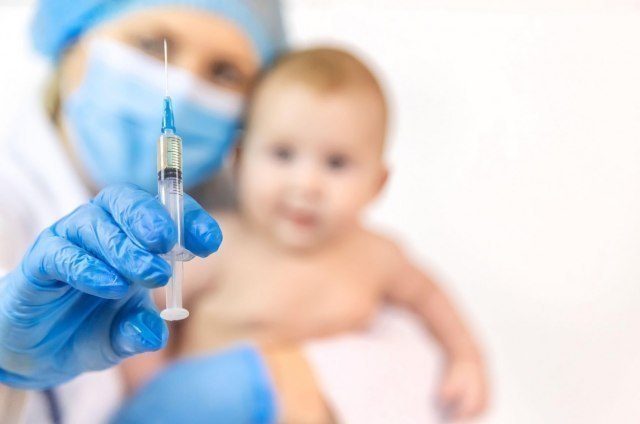 "Bolest od sto dana" se vraæa: Najugroženije su bebe, vakcina neophodna
